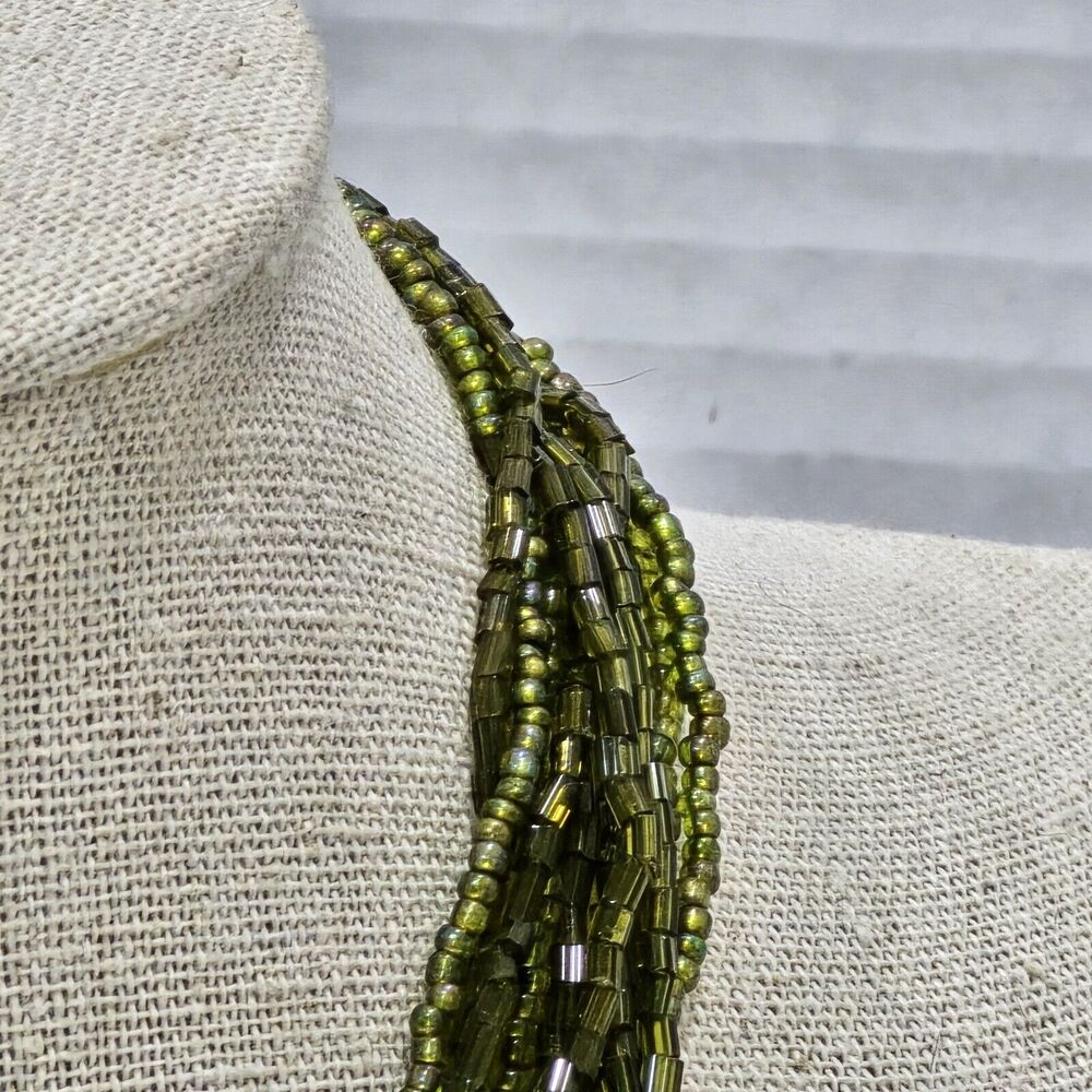 Green Seed Bead Multi Strand Silver Tone Enamel Pendant Necklace - Picture 8 of 13